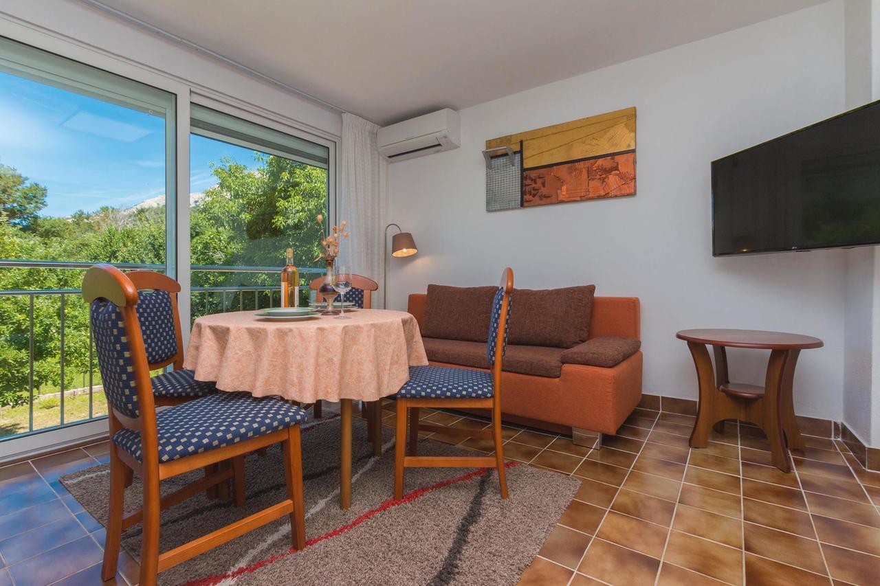 Apartments Tomasic Башка Экстерьер фото