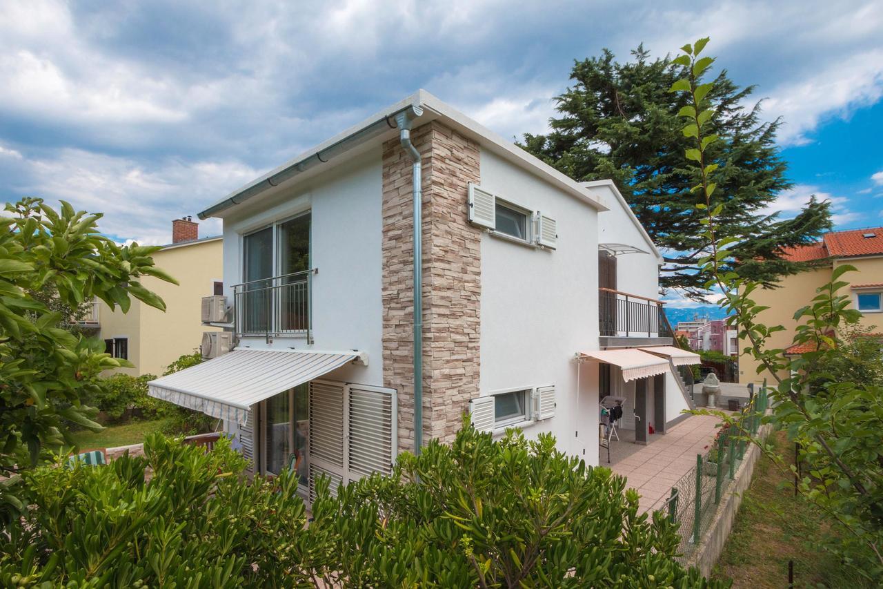 Apartments Tomasic Башка Экстерьер фото